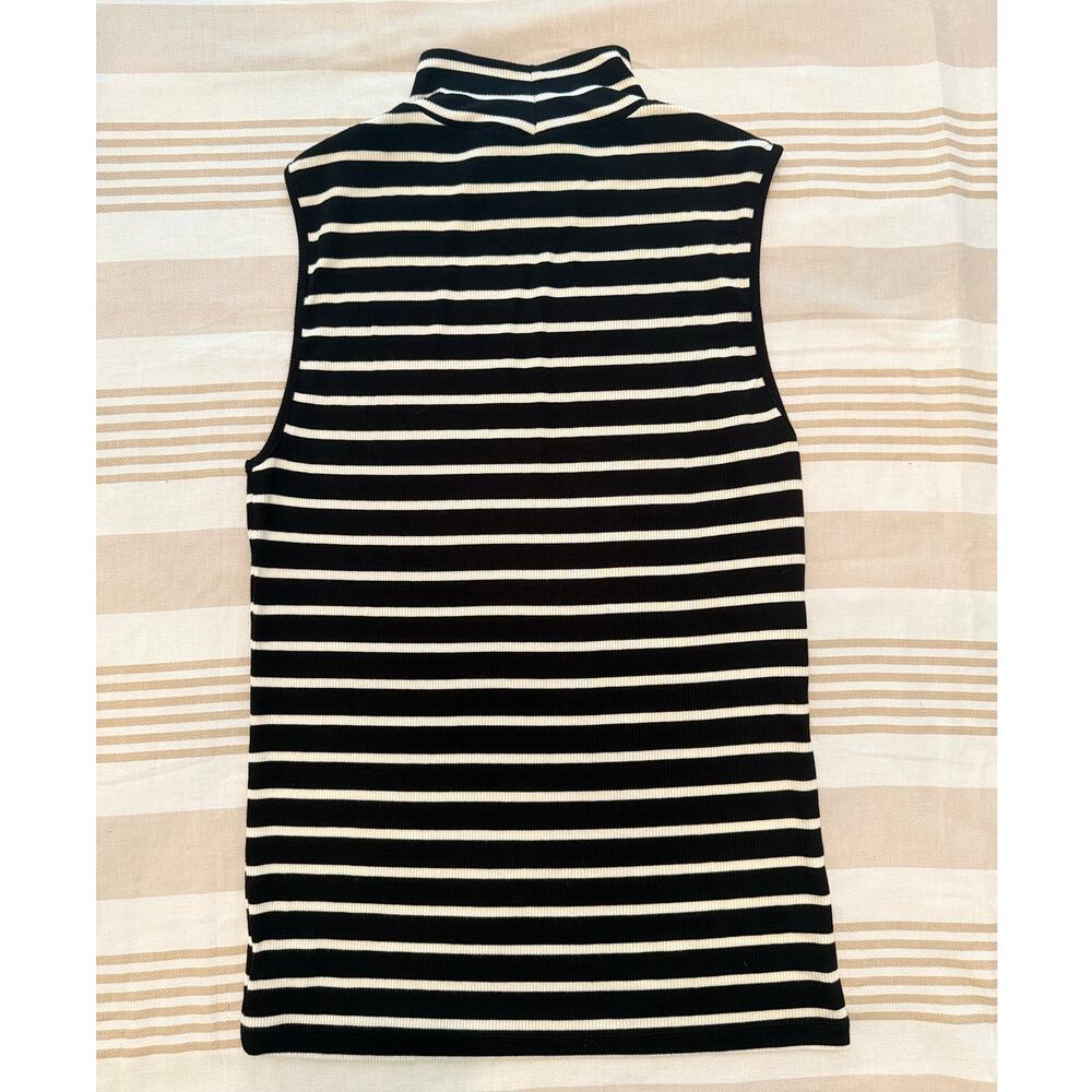 Sanctuary NWT | White & Black Essential Mock Neck Sleeveless Top | size large